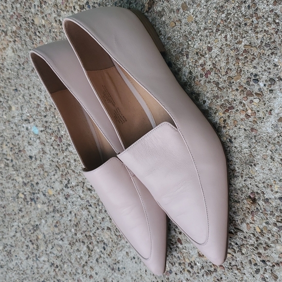 Halogen Blush Pink Pointed Toe Short Heel Flats 9.5
